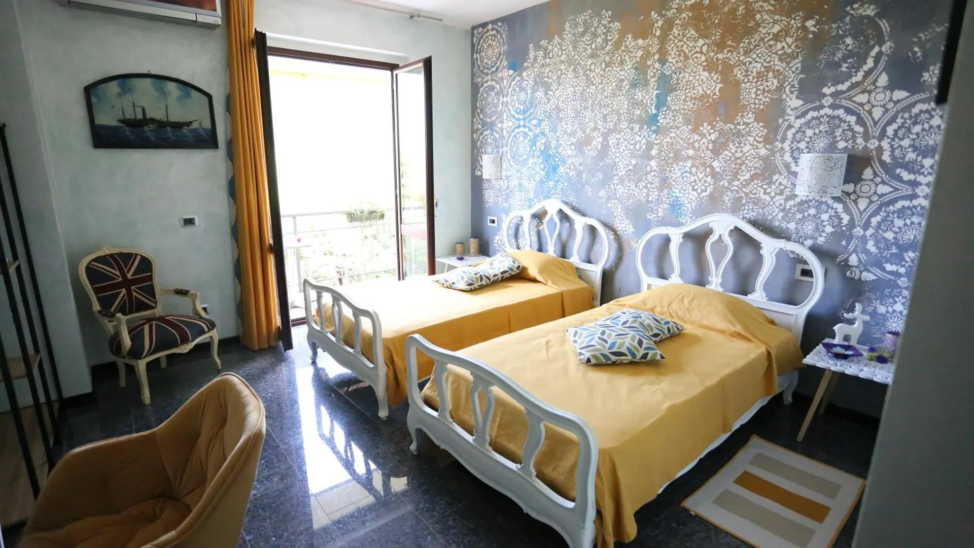 فندق مبيت وإفطار San Martino in Strada B & B L'Almanacco